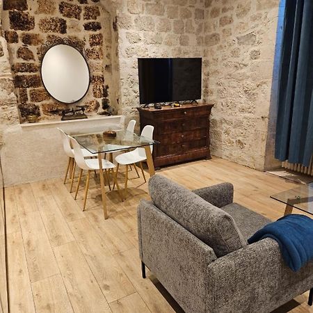 Le Beffroi Aparthotel Tournon-dʼAgenais Екстериор снимка