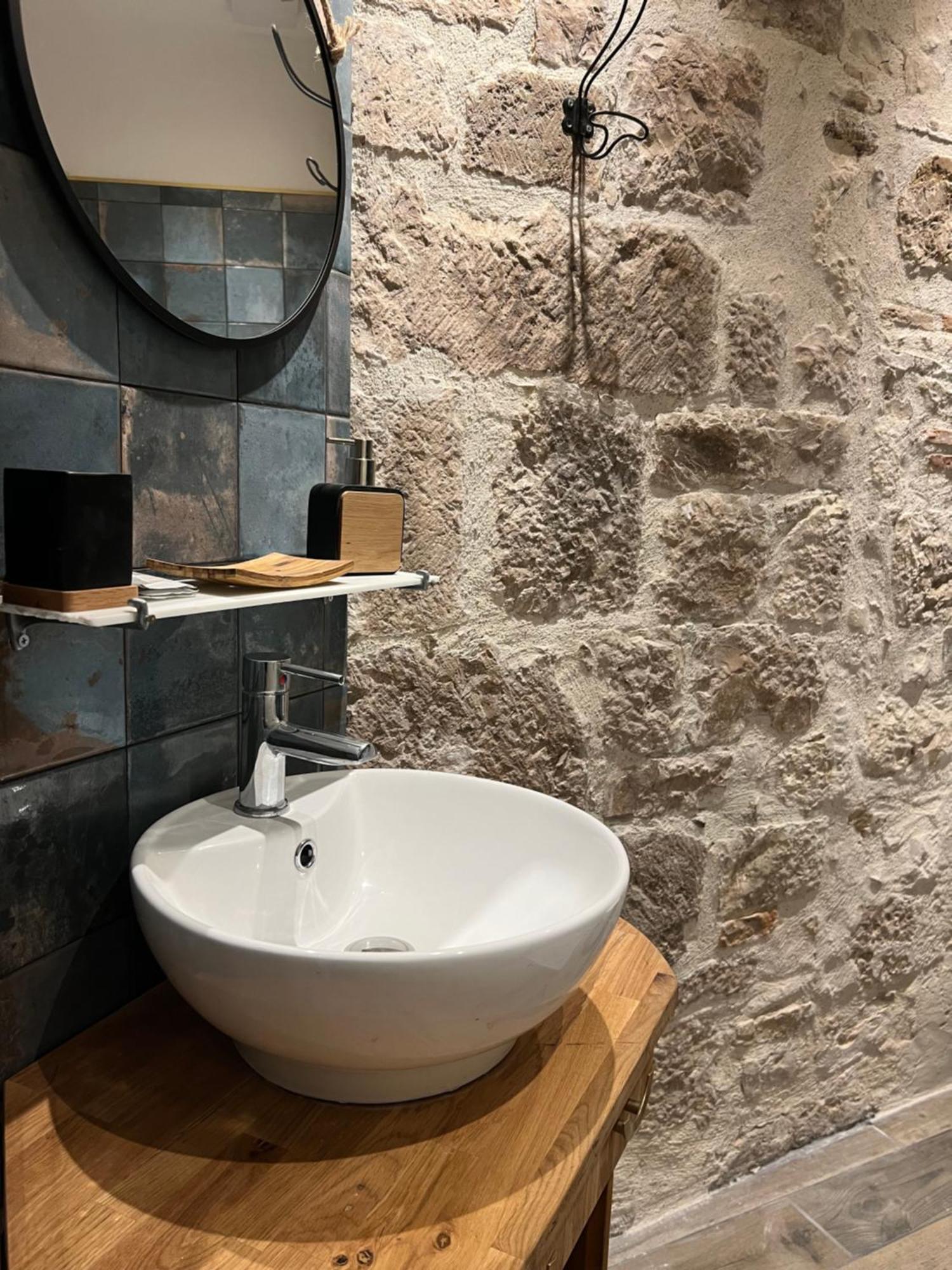 Le Beffroi Aparthotel Tournon-dʼAgenais Екстериор снимка