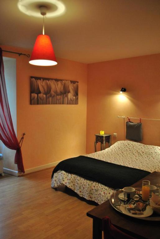 Le Beffroi Aparthotel Tournon-dʼAgenais Екстериор снимка